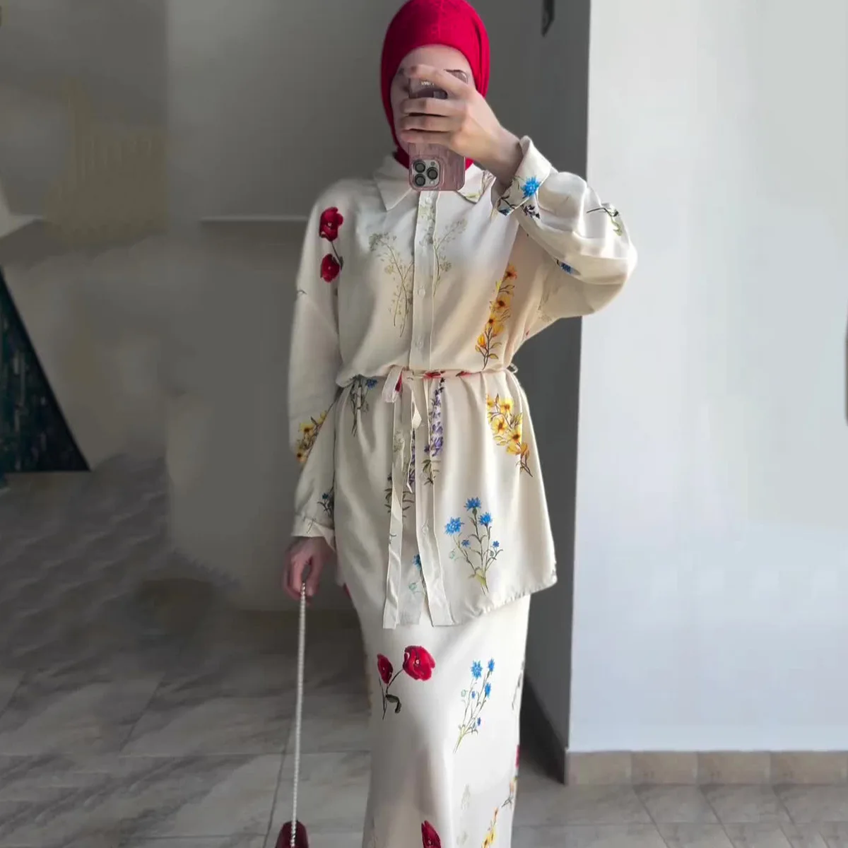 2026 Lace-up Thin Fashion Floral Print Casual Silky Long Dress Two-piece Set Robe Abaya Ramadan Dubai Luxury Islam Elegant
2026 Lace-up Thin Fashion Floral Print Casual Silky Long Dress Two-piece Set Robe Abaya Ramadan Dubai Luxury Islam Elegant