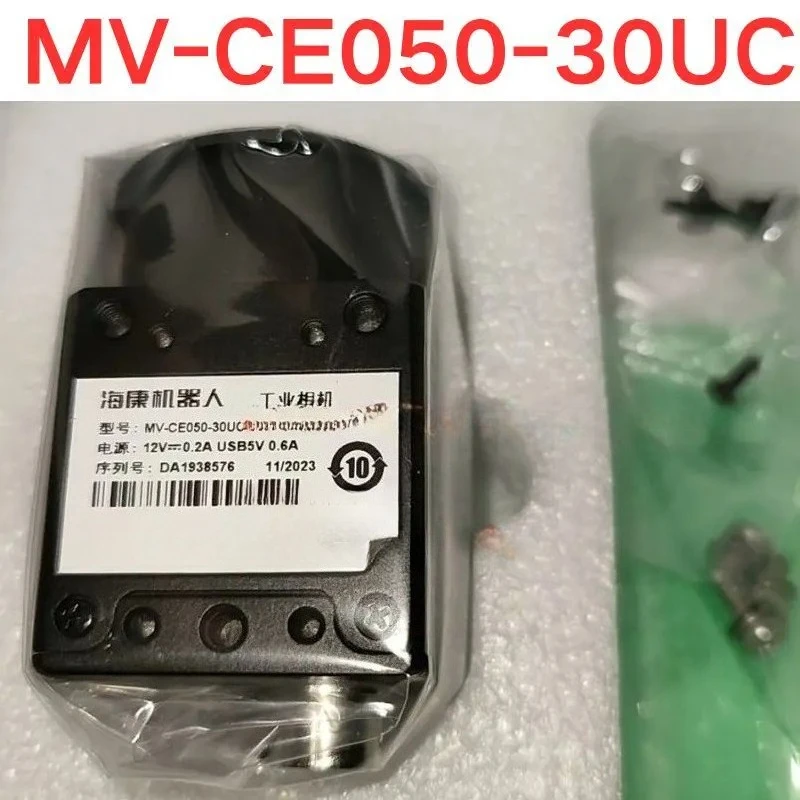 Совершенно новая промышленная камера для MV-CE050-30UC постмодернистского высокого качества, простая
Совершенно новая промышленная камера для MV-CE050-30UC постмодернистского высокого качества, простая