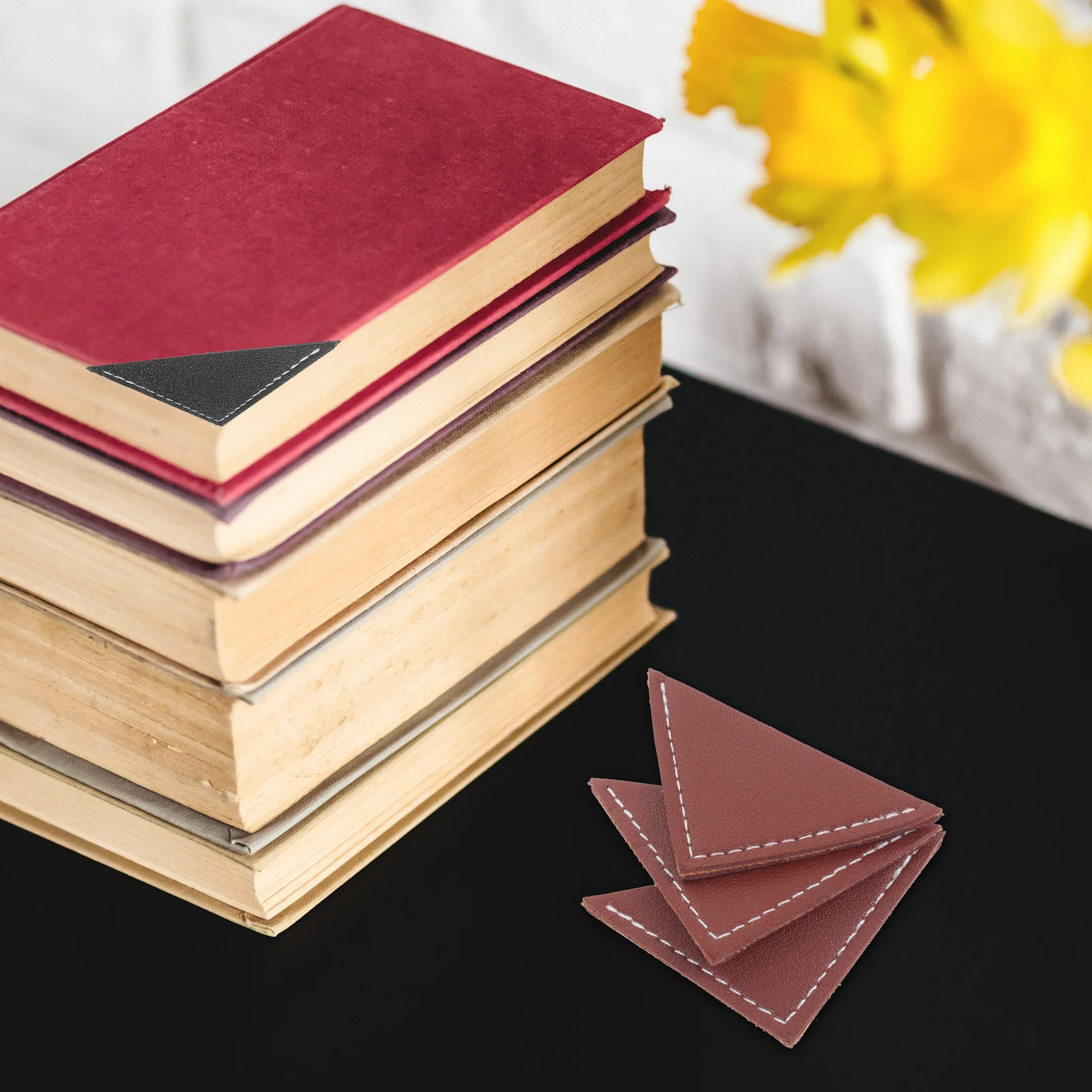 6Pcs Page Corner Bookmarks Vintage Triangle Page Corner Covers for Books Notebooks Photo Albums Book Accessories for Readers
6Pcs Page Corner Bookmarks Vintage Triangle Page Corner Covers for Books Notebooks Photo Albums Book Accessories for Readers