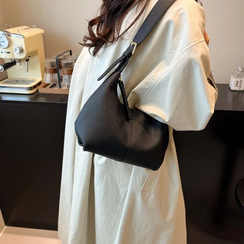 Women's Luxury Nano Bag Designer Inspired Ultra Mini Crossbody Bag Novelty
Women's Luxury Nano Bag Designer Inspired Ultra Mini Crossbody Bag Novelty