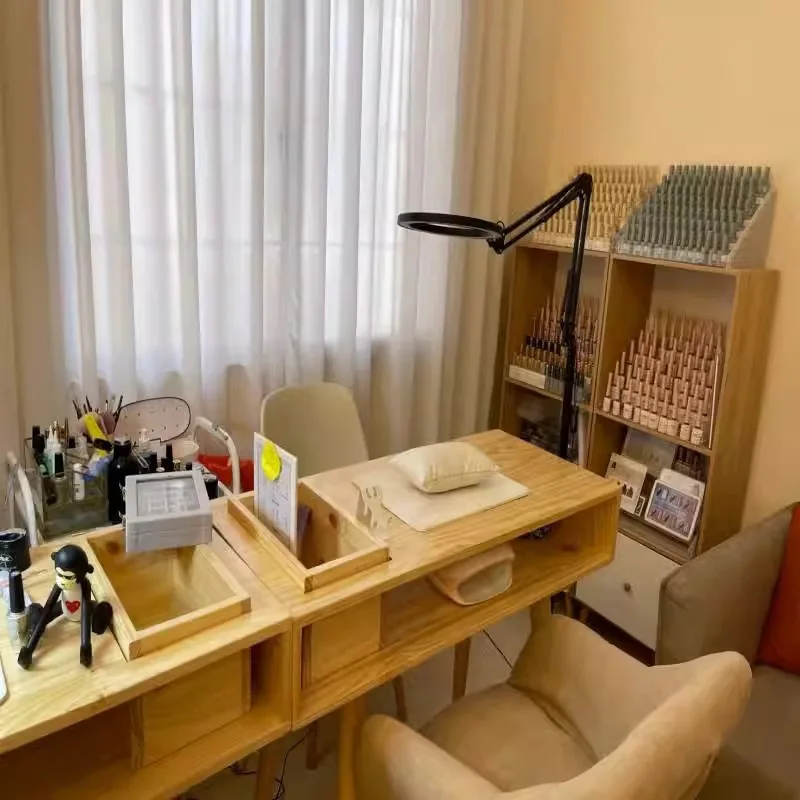 Solid wood table Double manicure table Modern simple vacuum cleaner Nail art table and chair set
Solid wood table Double manicure table Modern simple vacuum cleaner Nail art table and chair set