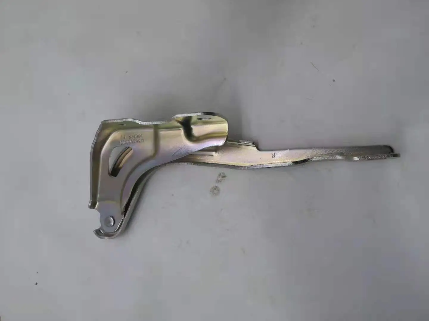 Auto parts High quality Hood hinge Engine hood hinge for Dongfeng DFM Fengshen new AX7
Auto parts High quality Hood hinge Engine hood hinge for Dongfeng DFM Fengshen new AX7