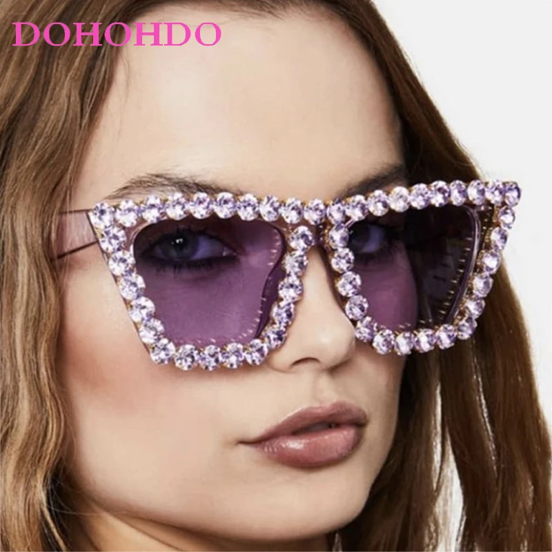 Vintage Brand Design Cat Eye Imitation Diamond Sunglasses Women Men Fashion Trendy Ladies Travel Street Photography Shades UV400
Vintage Brand Design Cat Eye Imitation Diamond Sunglasses Women Men Fashion Trendy Ladies Travel Street Photography Shades UV400