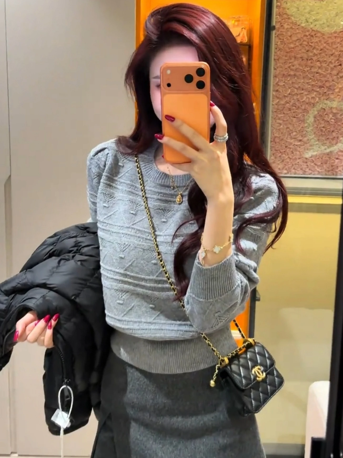 Korean Sle Thiened Woolen Knitted Sweater Women's Autumn Winter Inner Wear Slimming Waist Design Faionable And Sli
Korean Sle Thiened Woolen Knitted Sweater Women's Autumn Winter Inner Wear Slimming Waist Design Faionable And Sli