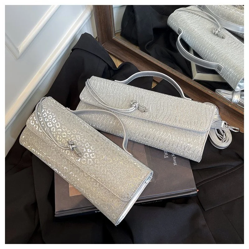 Роскошный винтажный модный рюкзак однотонного цвета для дизайнерского образа в стиле Парижа, унисекс, большой вместимости
Роскошный винтажный модный рюкзак однотонного цвета для дизайнерского образа в стиле Парижа, унисекс, большой вместимости