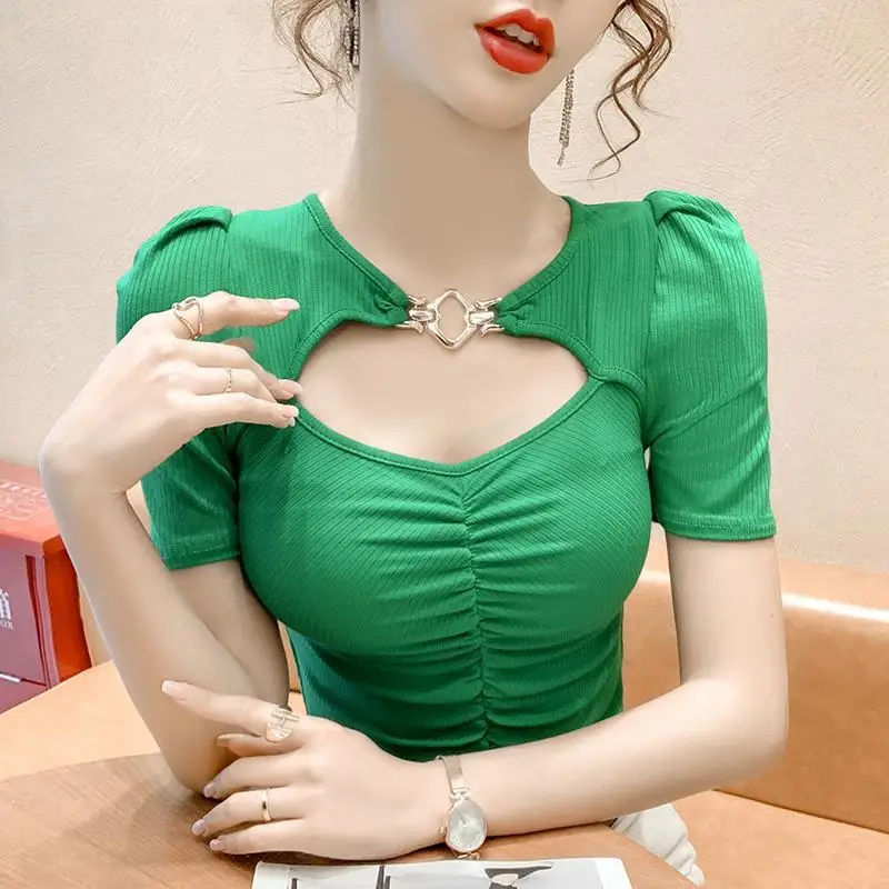 T-shirt 2025 New Summer Short-sleeved Design Niche Sweet Hot Girl Short Top for Women Fashiona
T-shirt 2025 New Summer Short-sleeved Design Niche Sweet Hot Girl Short Top for Women Fashiona