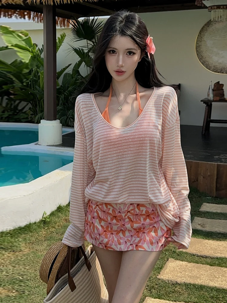 Hot Girl Vacation Style Sun Protection Stripe See-through T-shirt Neck Hanging Vest Printed Wrap-around Skirt Three-piece Set
Hot Girl Vacation Style Sun Protection Stripe See-through T-shirt Neck Hanging Vest Printed Wrap-around Skirt Three-piece Set