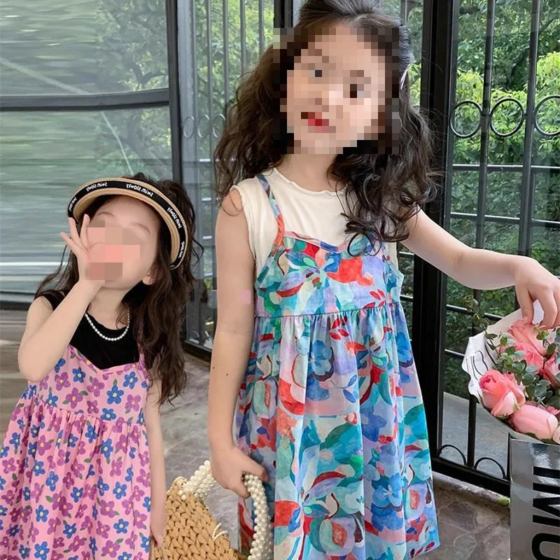 Girls' dress with floral design, faux two-piece sweet princess dress26New summer children's clothing3-8Years Old
Girls' dress with floral design, faux two-piece sweet princess dress26New summer children's clothing3-8Years Old