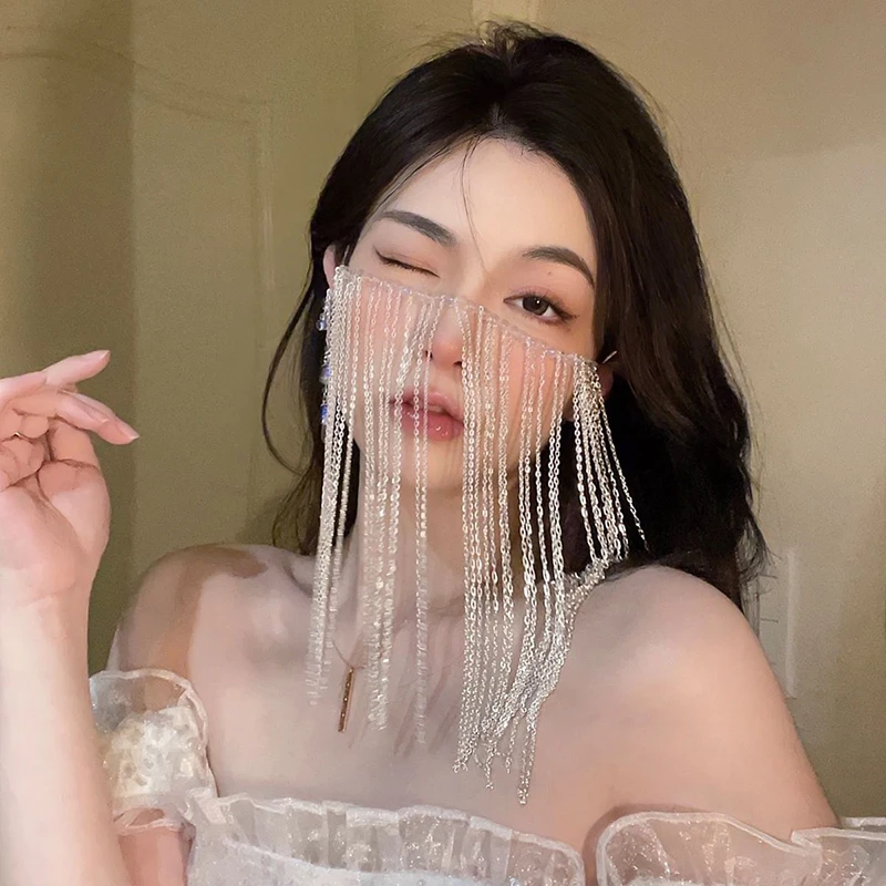 Hanging Ears Retro Curtain Half Face Chain Mask Bar Nightclub Christmas Party Costume Jewelry Princess Hanfu Festival Accessory
Hanging Ears Retro Curtain Half Face Chain Mask Bar Nightclub Christmas Party Costume Jewelry Princess Hanfu Festival Accessory