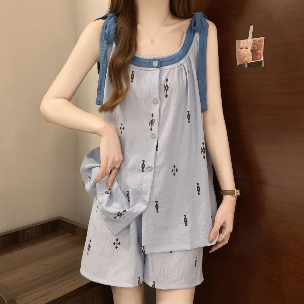 Pajamas Women Summer Sling Sleeveless Vest Shorts 2 Piece Set Sweet Girls Homewear Blue Floral Pajamas Women's Sleepwear Suit
Pajamas Women Summer Sling Sleeveless Vest Shorts 2 Piece Set Sweet Girls Homewear Blue Floral Pajamas Women's Sleepwear Suit