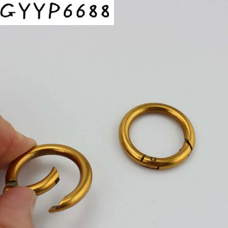 30pcs Inside 25mm Old gold Snap Clip Trigger Spring Ring for Making Purse Bag Handbag Handle Connector
30pcs Inside 25mm Old gold Snap Clip Trigger Spring Ring for Making Purse Bag Handbag Handle Connector
