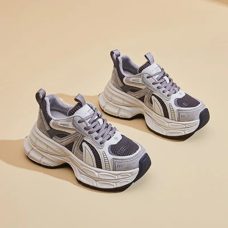 Trendy Korean Style Women's Leather Dad Shoes Thick Bottom Sports Single Shoes Casual Flat Heel round Toe Fashionable Flats
Trendy Korean Style Women's Leather Dad Shoes Thick Bottom Sports Single Shoes Casual Flat Heel round Toe Fashionable Flats