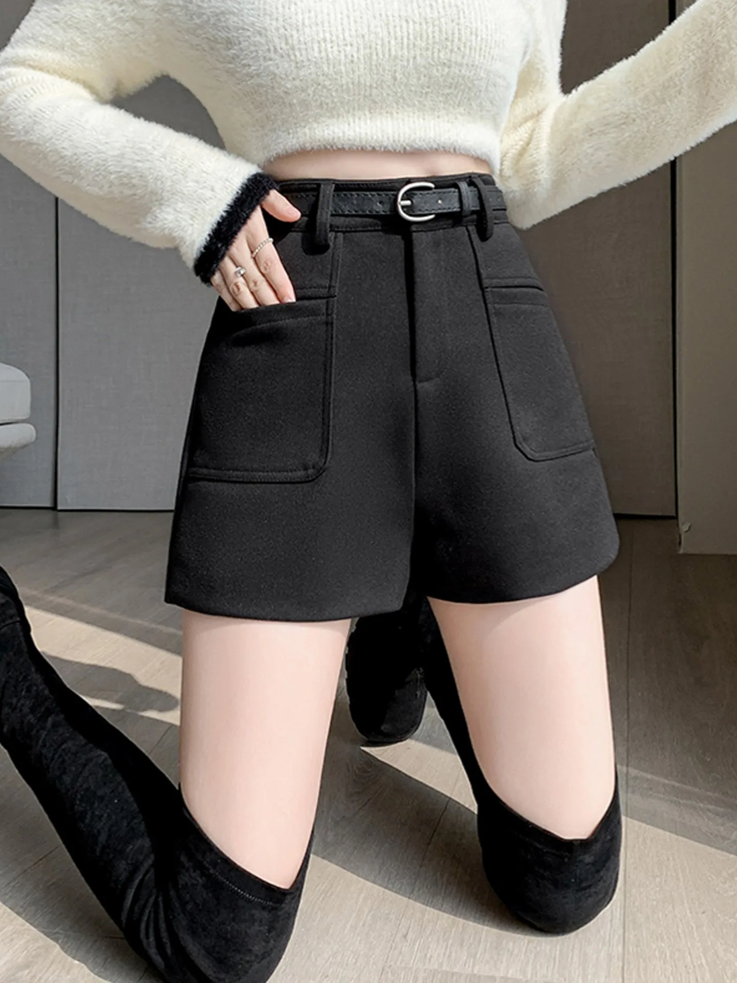 High Waist Tweed Short Pants Women's Autumn Winter New Style Small Size Loose Casual A-Line Wide Leg Boots Pants
High Waist Tweed Short Pants Women's Autumn Winter New Style Small Size Loose Casual A-Line Wide Leg Boots Pants