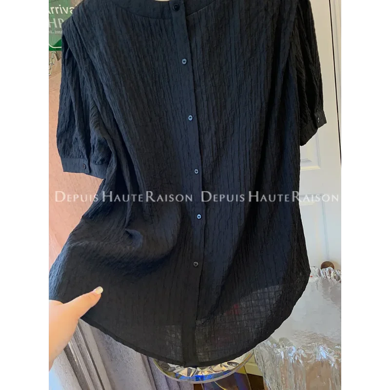 Плиссированная текстурированная женская рубашка с короткими рукавами и дизайнерскими топами
Плиссированная текстурированная женская рубашка с короткими рукавами и дизайнерскими топами