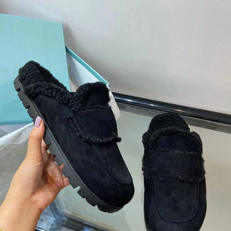 Hairy Slippers for Women Wearing Autumn and Winter Shoes Internet Famous Lazy Shoes, Flat Bottomed Toe Wool Half Slippers
Hairy Slippers for Women Wearing Autumn and Winter Shoes Internet Famous Lazy Shoes, Flat Bottomed Toe Wool Half Slippers