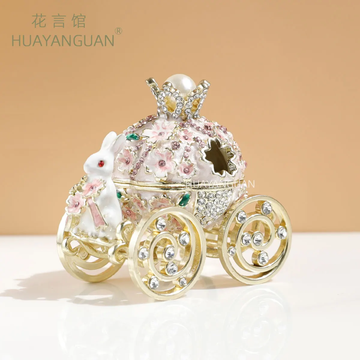 Pink Cherry Blossom Rabbit Carriage Jewelry Box Enamel Color Jewelry Box Pair Ring Necklace Gift Ornament
Pink Cherry Blossom Rabbit Carriage Jewelry Box Enamel Color Jewelry Box Pair Ring Necklace Gift Ornament