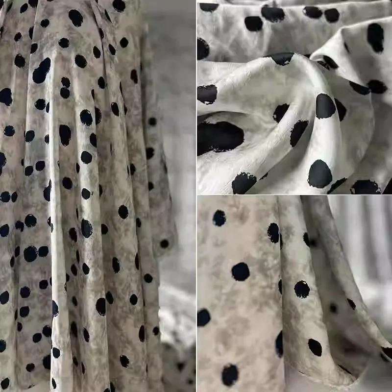 Fried Gray Base Slightly Wrinkled Satin Irregular Large Polka Dot Printed Acetate Fabric Drape Soft Design Fabric Diy Sewing
Fried Gray Base Slightly Wrinkled Satin Irregular Large Polka Dot Printed Acetate Fabric Drape Soft Design Fabric Diy Sewing