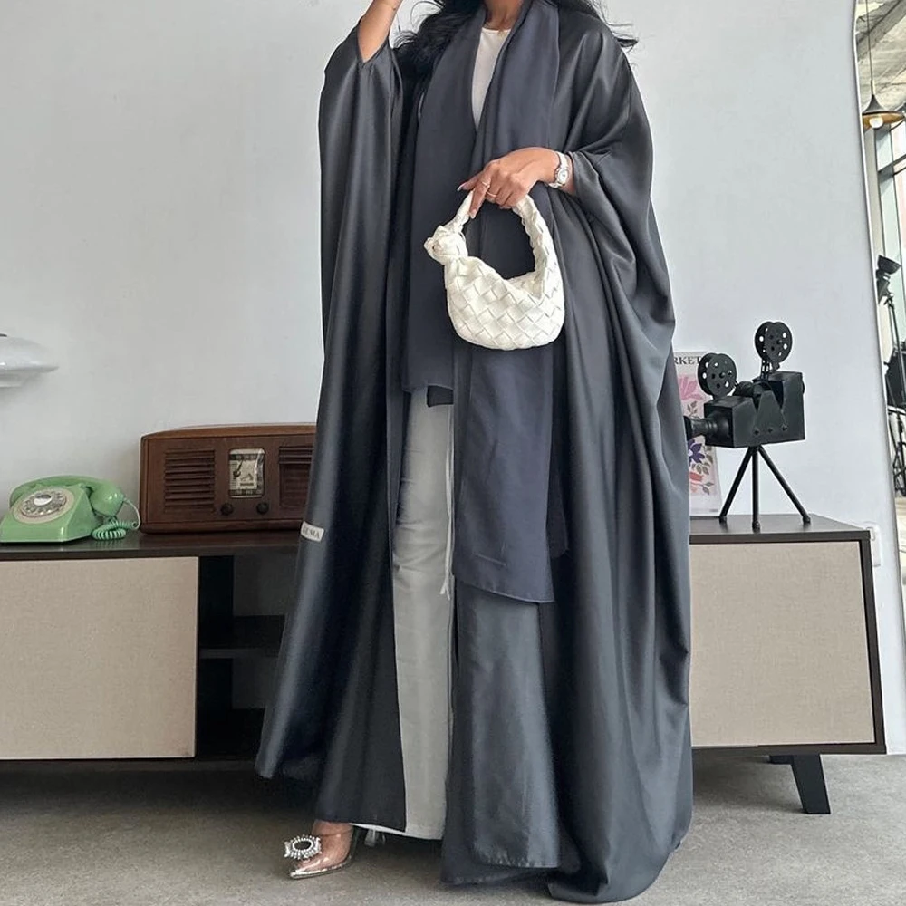 Femme Musulmane Jalabiya Satin Kimono Open Abayas for Women Muslim Dress Turkey Kaftan Dubai Party Gown Kebaya Islamic Clothing
Femme Musulmane Jalabiya Satin Kimono Open Abayas for Women Muslim Dress Turkey Kaftan Dubai Party Gown Kebaya Islamic Clothing