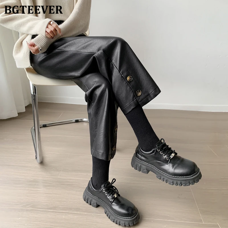 BGTEEVER Casual Loose Pockets Women PU Leather Pants Autumn Winter Elastic Waist Faux Leather Wide Leg Pants for Women
BGTEEVER Casual Loose Pockets Women PU Leather Pants Autumn Winter Elastic Waist Faux Leather Wide Leg Pants for Women
