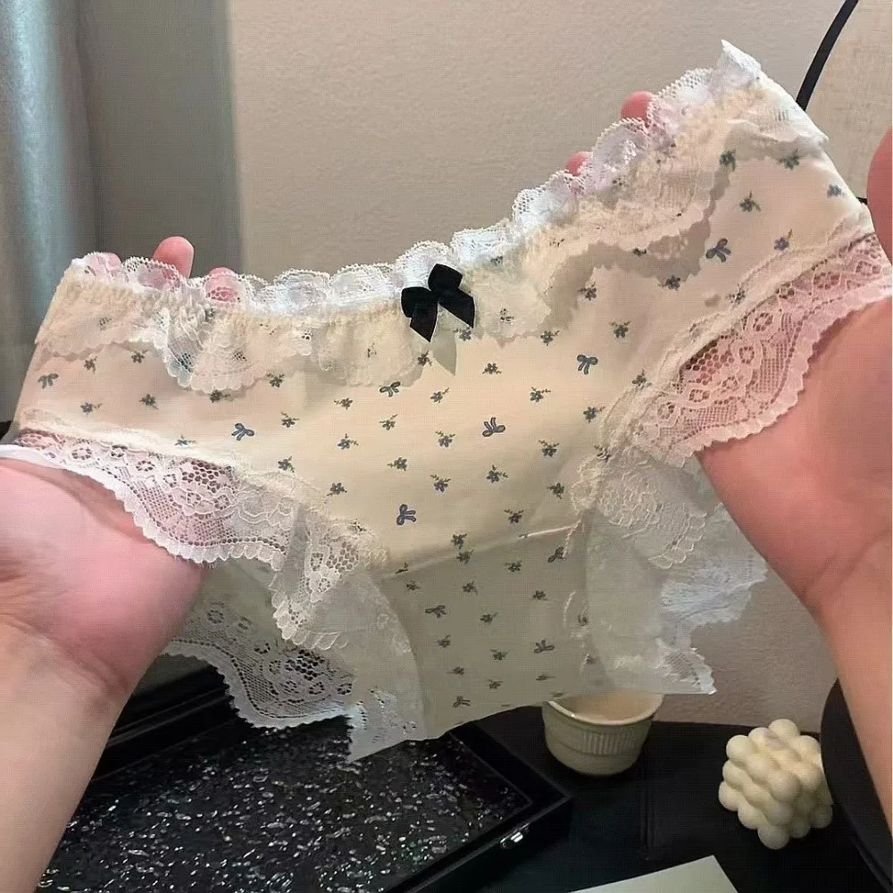 Comfortable Mid Waist Sweet Lace Panties Tulip Bow Lace Flower Briefs Polka Dot Grid Underwear for Women Lady
Comfortable Mid Waist Sweet Lace Panties Tulip Bow Lace Flower Briefs Polka Dot Grid Underwear for Women Lady