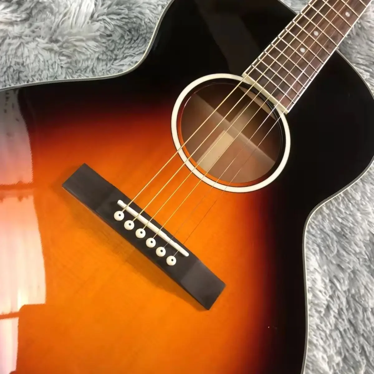 2023 The 38 "ooo series refers to playing acoustic guitar2023 41" D45 Series Sunset Fingerstyle Acoustic Guitar
2023 The 38 "ooo series refers to playing acoustic guitar2023 41" D45 Series Sunset Fingerstyle Acoustic Guitar