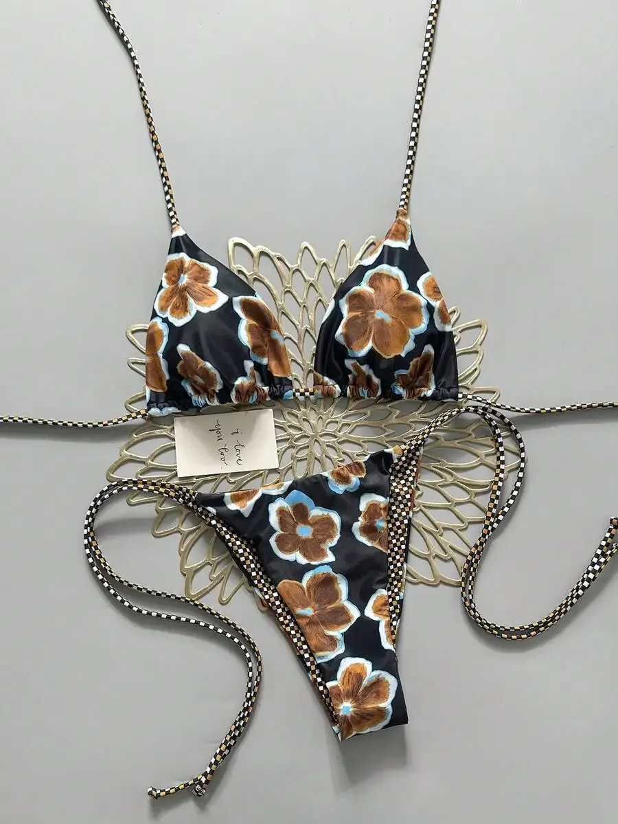 Black Base Brown Floral Triangle Bikini With Removable Checkered Tie Straps For Beach Pool Cruise Summer Holiday Wear
Black Base Brown Floral Triangle Bikini With Removable Checkered Tie Straps For Beach Pool Cruise Summer Holiday Wear