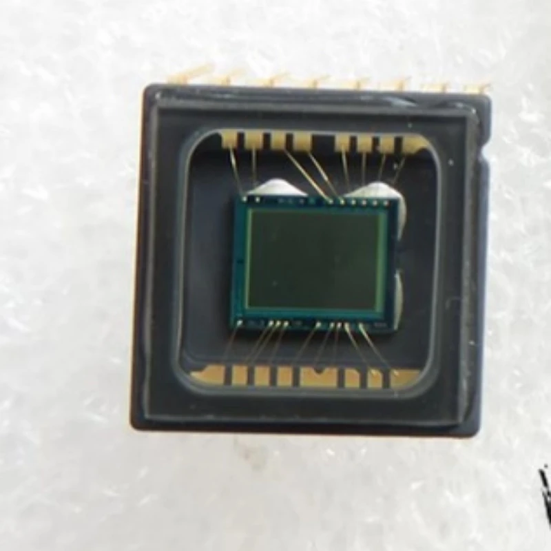1PCS ICX663AKA CCD Sensor, 976 Horiz Pixels, 582 Vert Pixels
1PCS ICX663AKA CCD Sensor, 976 Horiz Pixels, 582 Vert Pixels