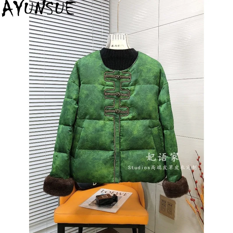 AYUNSUE Goose Down Jacket Woman Chinese Style Mink Fur Cuff Women Winter Coat Elegant Warm Long Sleeve Tops Woman Clothes Casaco
AYUNSUE Goose Down Jacket Woman Chinese Style Mink Fur Cuff Women Winter Coat Elegant Warm Long Sleeve Tops Woman Clothes Casaco