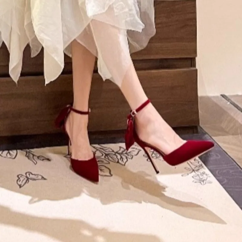 2026 New Women Sandals Summer Trendy Sexy Pointed Toe Luxury Closed Toe Sandals Fashion Bow Design Casual Female High Heel Shoes
2026 New Women Sandals Summer Trendy Sexy Pointed Toe Luxury Closed Toe Sandals Fashion Bow Design Casual Female High Heel Shoes