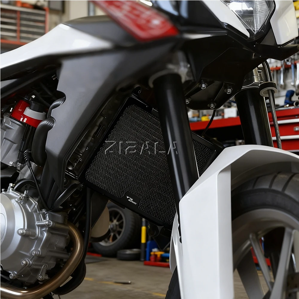 Motorcycle Radiator Grille Guard Protector Cover Mesh Protection FOR Husqvarna TR650 TR tr 650 Strada Accessories 2013 2014 2015
Motorcycle Radiator Grille Guard Protector Cover Mesh Protection FOR Husqvarna TR650 TR tr 650 Strada Accessories 2013 2014 2015