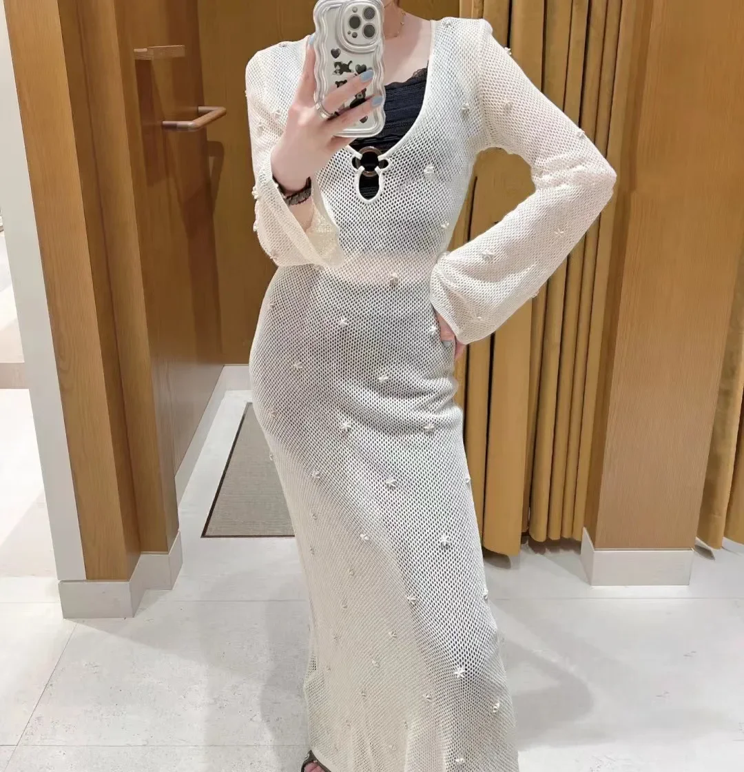 Stars Embroidery Women Knitted Robe Hollow Out V-Neck Long Sleeve Elegant Spring 2024 Maxi Dress
Stars Embroidery Women Knitted Robe Hollow Out V-Neck Long Sleeve Elegant Spring 2024 Maxi Dress