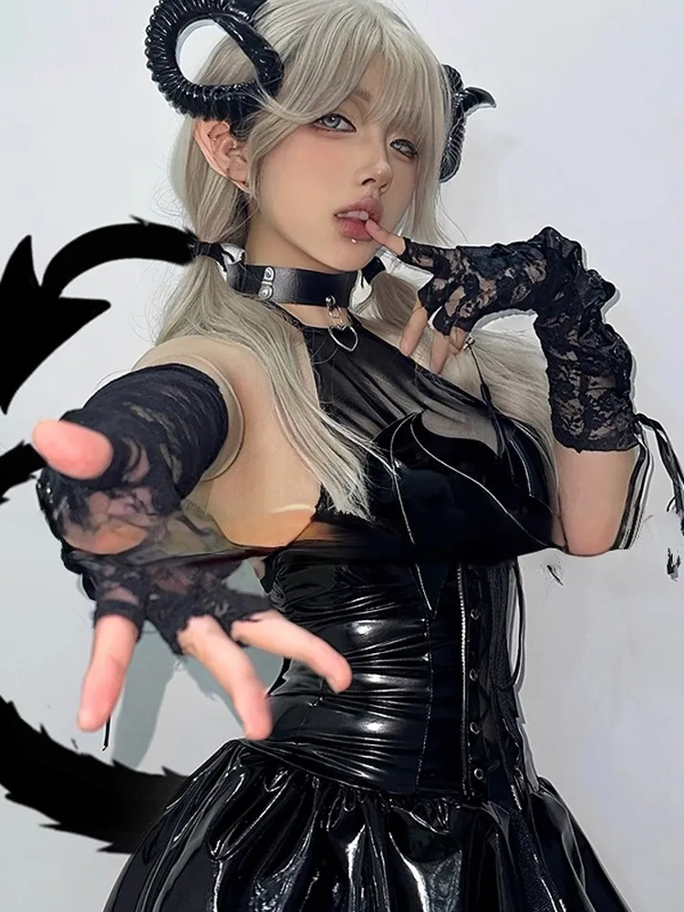 Готический Лолита Дьявол Косплей orm loween Сексуальный Dr Комплект Юбка из искусственной кожи Топ Quali Полиэфирное волокно Slim Fit Sle
Готический Лолита Дьявол Косплей orm loween Сексуальный Dr Комплект Юбка из искусственной кожи Топ Quali Полиэфирное волокно Slim Fit Sle