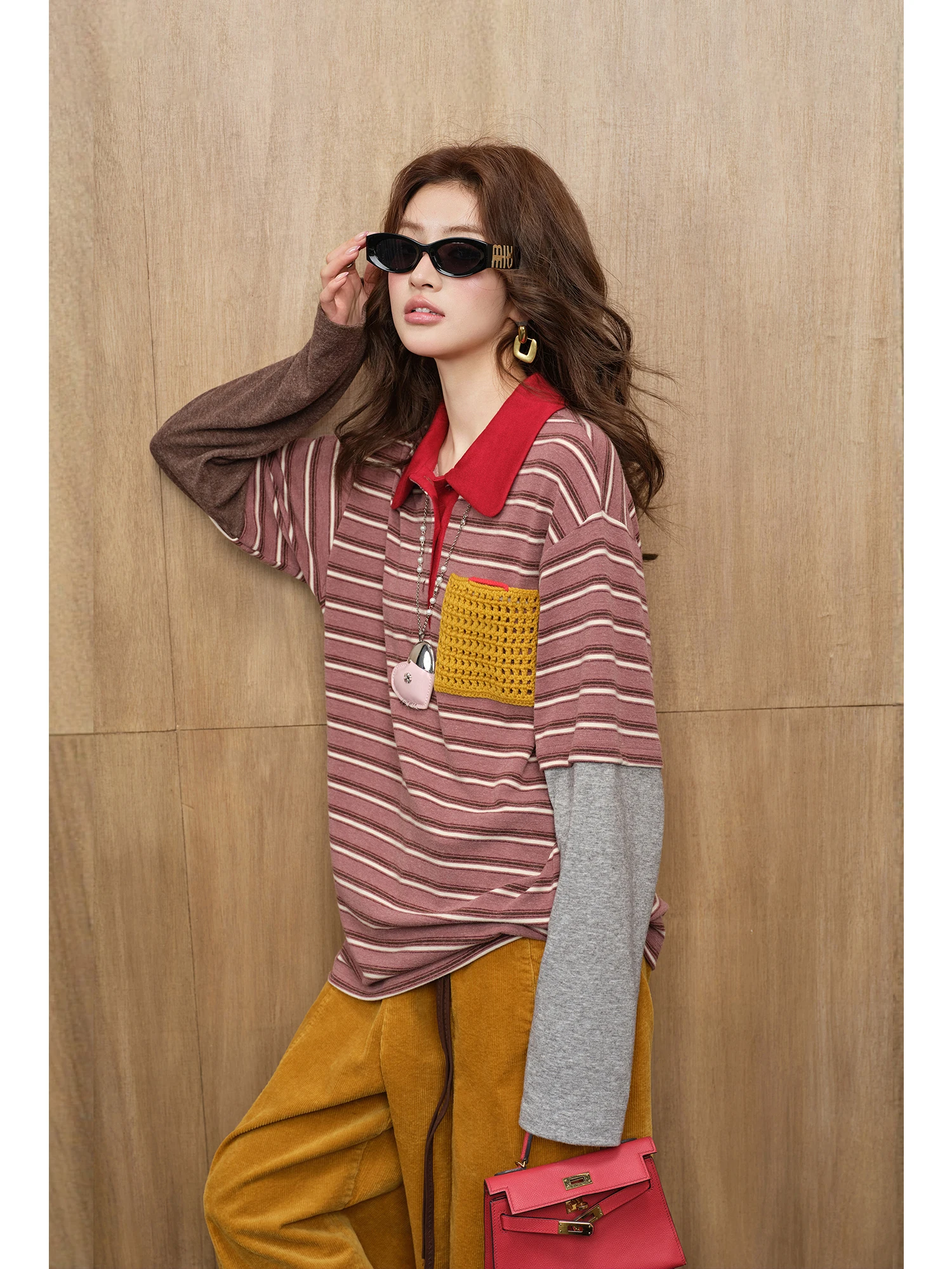 MIUCO Повседневный полосатый лонгслив для женщин, омолаживающий, свободного кроя, вязаный, из смесового полиэстера, весна 2026
MIUCO Повседневный полосатый лонгслив для женщин, омолаживающий, свободного кроя, вязаный, из смесового полиэстера, весна 2026