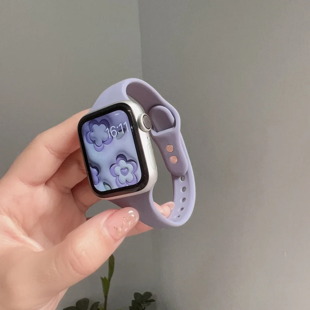 New Silicone Strap For Apple Watch band slim for iwatch women 10/9/8/7/6/5/4/3/2/1 SE 38mm 40mm 41mm 42mm 44mm 45mm 46mm 49mm
New Silicone Strap For Apple Watch band slim for iwatch women 10/9/8/7/6/5/4/3/2/1 SE 38mm 40mm 41mm 42mm 44mm 45mm 46mm 49mm