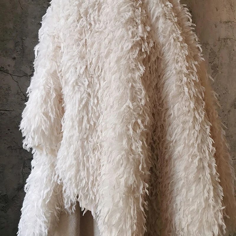 Soft Simulation Feather Fringe Tassel Fabric for DIY Handmade Background Decor Stage Costume Coat Dress Designer Sewing Material
Soft Simulation Feather Fringe Tassel Fabric for DIY Handmade Background Decor Stage Costume Coat Dress Designer Sewing Material