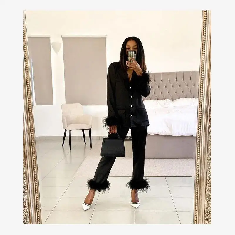 Women's Casual Pure Color Pajamas Set with Lapel Feather Pants Two-Piece Spwear Chic Faionable Workwear Winter Collection
Women's Casual Pure Color Pajamas Set with Lapel Feather Pants Two-Piece Spwear Chic Faionable Workwear Winter Collection
