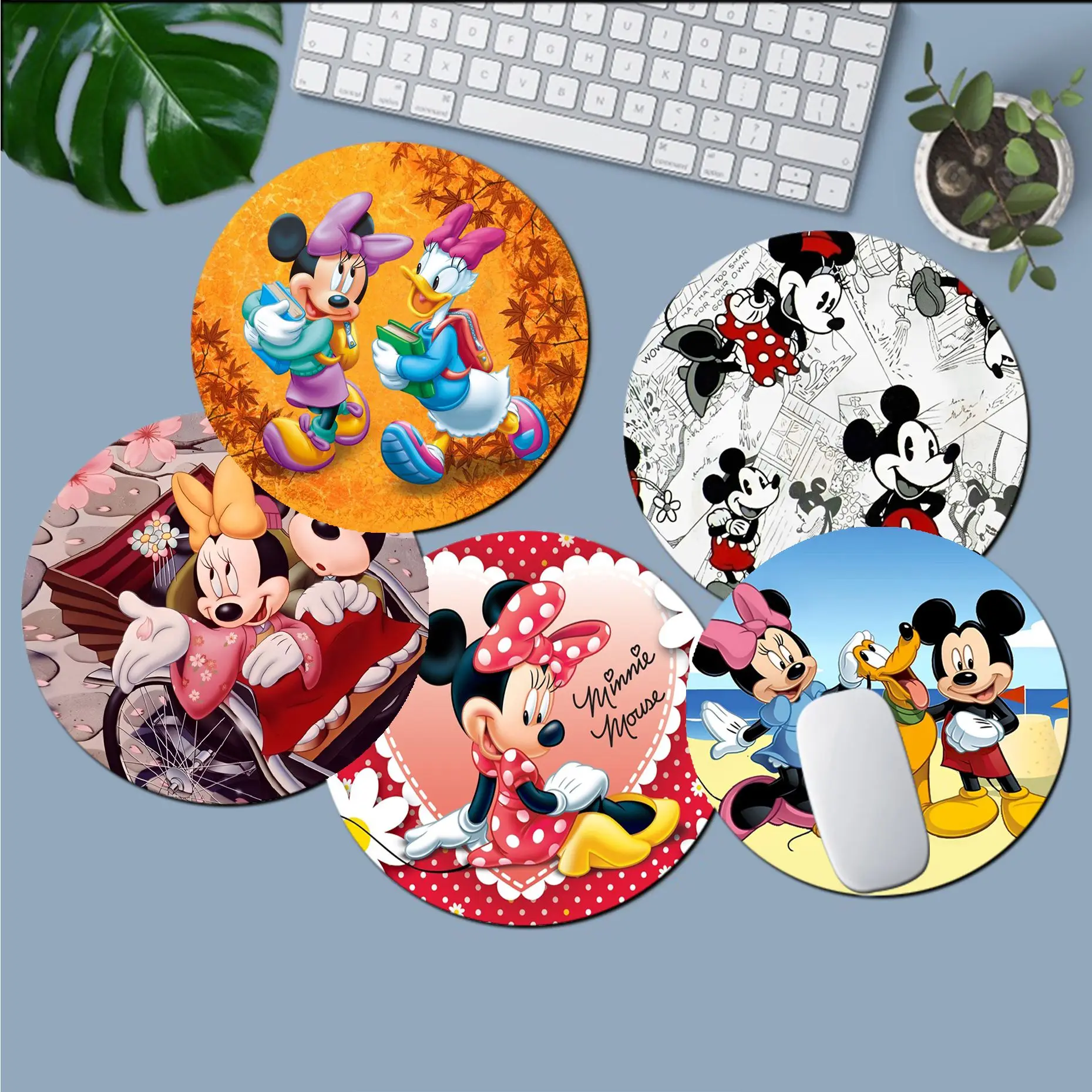 Disney Minnie Mouse INS Tide Round Keyboard Mat Table Mat Students Cabinet Gamer Desktop Mousepad Cup Mats For PC Computer Table
Disney Minnie Mouse INS Tide Round Keyboard Mat Table Mat Students Cabinet Gamer Desktop Mousepad Cup Mats For PC Computer Table