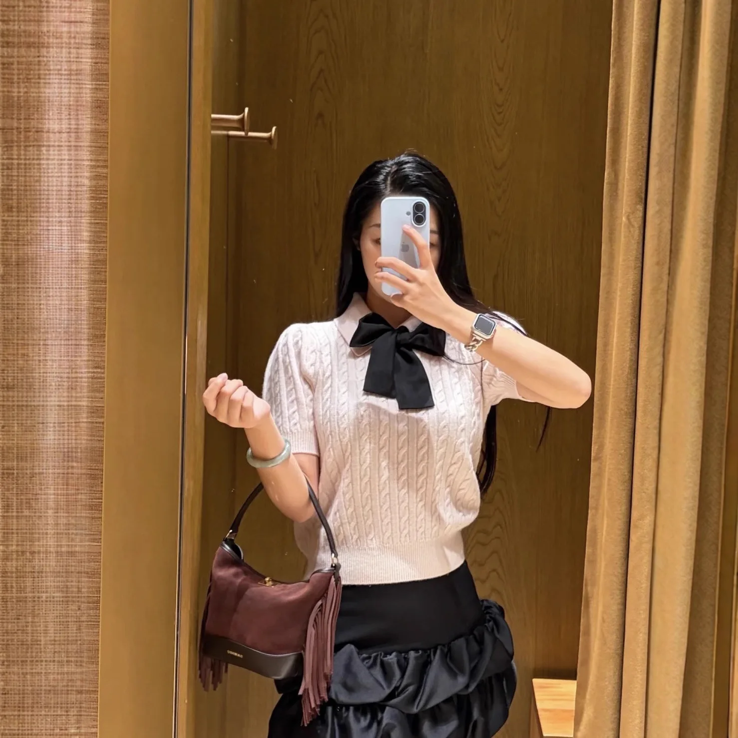 Women POLO Collar Bow Tie Contrasting Thread Cable Knit Pullover Spring/Autumn Short Sleeve Sweet Casual Sweater
Women POLO Collar Bow Tie Contrasting Thread Cable Knit Pullover Spring/Autumn Short Sleeve Sweet Casual Sweater