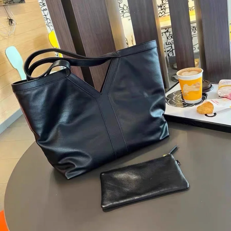 Мягкая сумка на плечо из натуральной кожи, женская сумка-тоут, универсальная пригородная сумка подмышками, Bolso Mujer, модная зимняя сумка большой вместительности
Мягкая сумка на плечо из натуральной кожи, женская сумка-тоут, универсальная пригородная сумка подмышками, Bolso Mujer, модная зимняя сумка большой вместительности