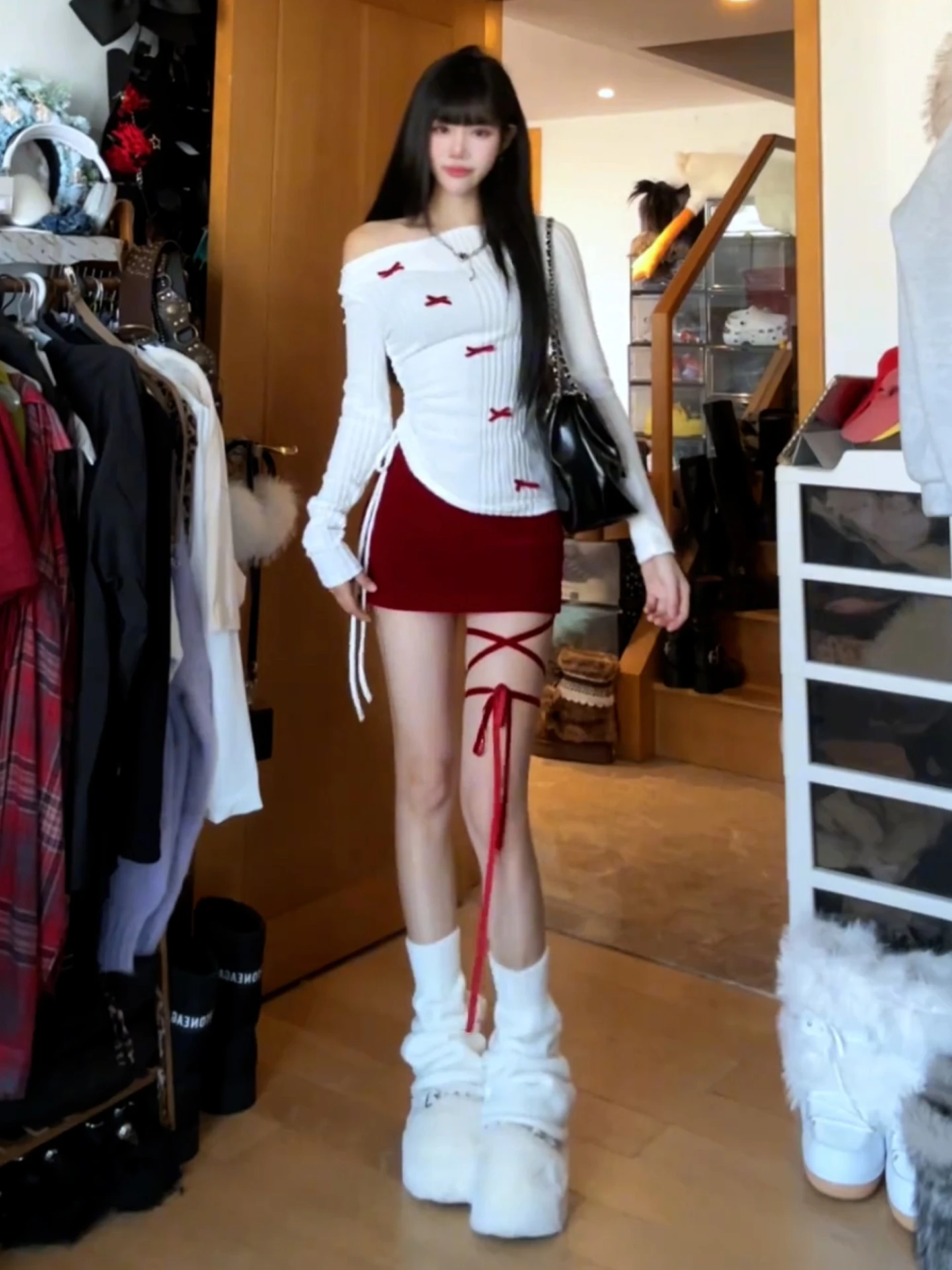 Красный облегающий комплект Dr Set с ор-юбкой на одно плечо Дизайн трапециевидной формы с высокой талией для женщин Новогодняя мода 2025 Aut...
Красный облегающий комплект Dr Set с ор-юбкой на одно плечо Дизайн трапециевидной формы с высокой талией для женщин Новогодняя мода 2025 Aut...