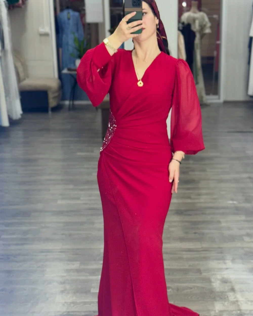 Customized Fashion High Quality Jersey Beading Sequined Draped Straight V-neck Long Dresses Bespoke Occasion Dresses Classic
Customized Fashion High Quality Jersey Beading Sequined Draped Straight V-neck Long Dresses Bespoke Occasion Dresses Classic