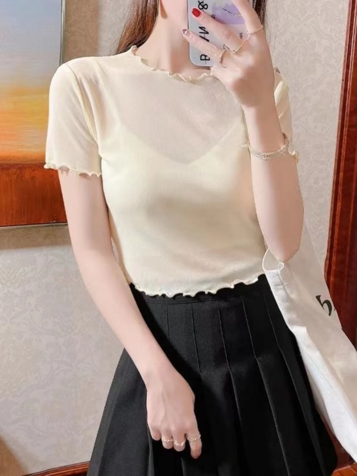 Summer Lace Mesh Base Shirt Women's Strap Dress Inner Wear Short Sleeve T-Shirt Combination Dress Cover up Lace Top
Summer Lace Mesh Base Shirt Women's Strap Dress Inner Wear Short Sleeve T-Shirt Combination Dress Cover up Lace Top