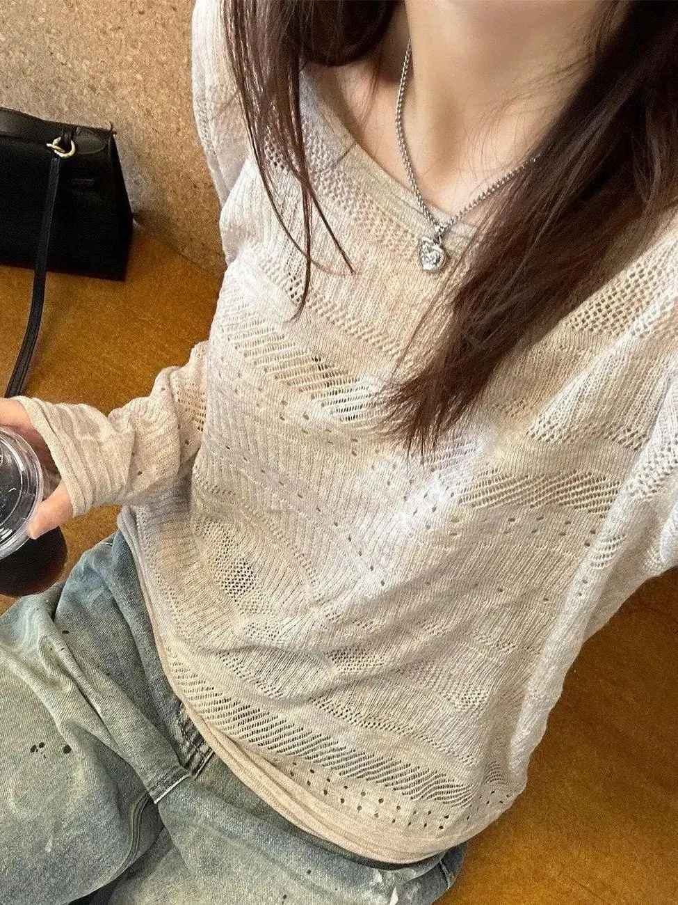 Loose Long Sleeve Women's Knitted Hollow out Top Korean Style Lazy Fashion Early Autumn Casual Chic Base Layer Shirt
Loose Long Sleeve Women's Knitted Hollow out Top Korean Style Lazy Fashion Early Autumn Casual Chic Base Layer Shirt