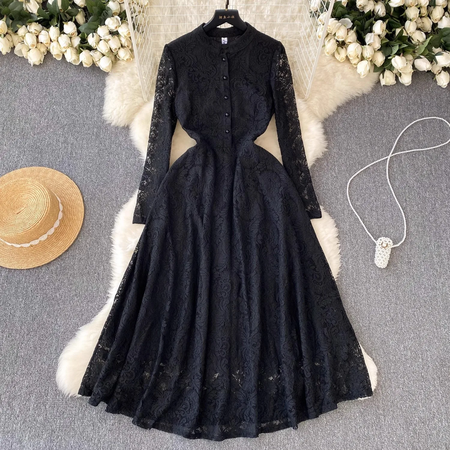 Fashion Black Lace Long Dress Women Vintage Long Sleeve Hollow Out Embroidery Dress Elegant Party Vestidos
Fashion Black Lace Long Dress Women Vintage Long Sleeve Hollow Out Embroidery Dress Elegant Party Vestidos