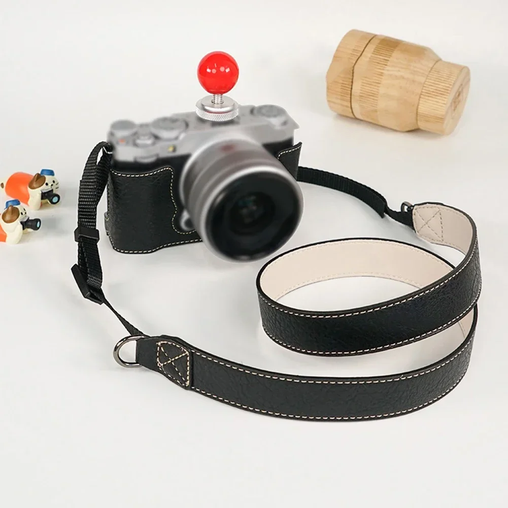 Защитный чехол для камеры Fujifilm XM5 с винтажным дизайном, водонепроницаемым материалом и удобными вариантами переноски
Защитный чехол для камеры Fujifilm XM5 с винтажным дизайном, водонепроницаемым материалом и удобными вариантами переноски
