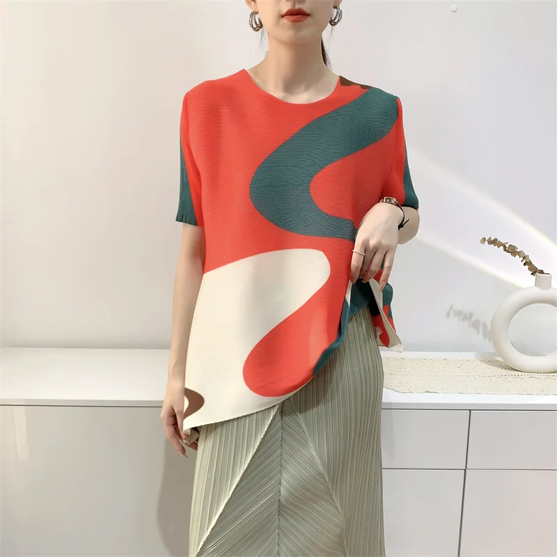 Miyake New Irregular Pleated Tops Digital Printed T-Shirt Toothpick Pleated Niche Design Women's Apparel
Miyake New Irregular Pleated Tops Digital Printed T-Shirt Toothpick Pleated Niche Design Women's Apparel