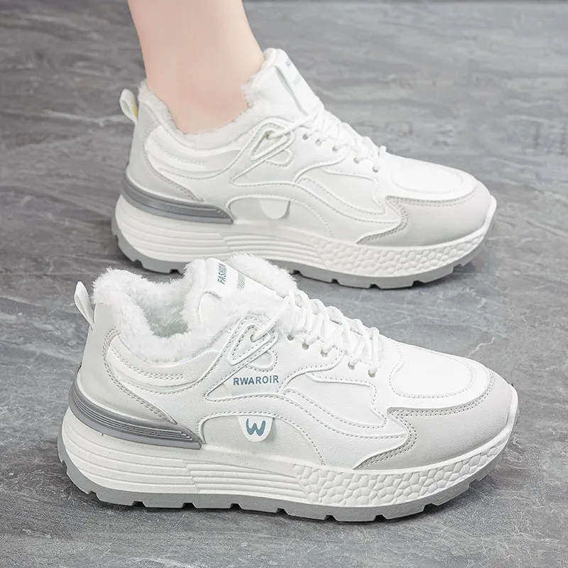 Women's Fleece Lined Leather Sport Shoes Casual Soft Bottom Anti Slip Winter Warm Cotton Shoes Short Boots PU Leather
Women's Fleece Lined Leather Sport Shoes Casual Soft Bottom Anti Slip Winter Warm Cotton Shoes Short Boots PU Leather