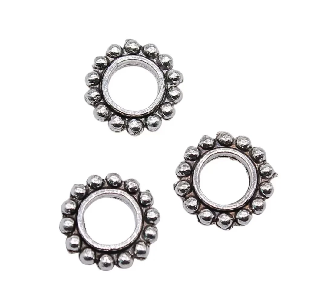 60pcs 9x9x2mm Zinc alloy metal tibetan silver plated bead T0596 for jewelry making
60pcs 9x9x2mm Zinc alloy metal tibetan silver plated bead T0596 for jewelry making