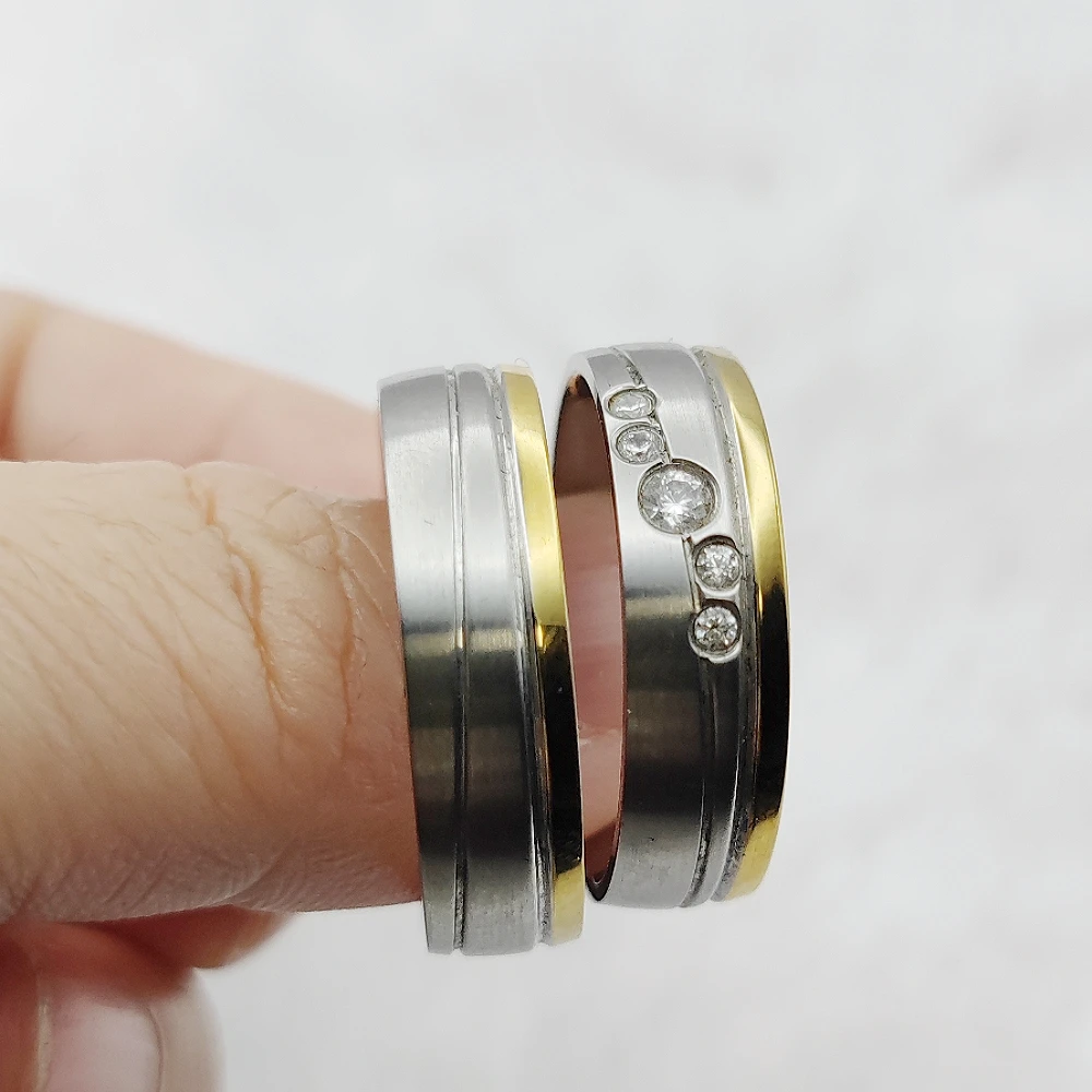 Good Quality Hypoallergenic Titanium Jewelry Proposal Ring Designer His and Hers Wedding Engagement Rings For Couples 
Good Quality Hypoallergenic Titanium Jewelry Proposal Ring Designer His and Hers Wedding Engagement Rings For Couples