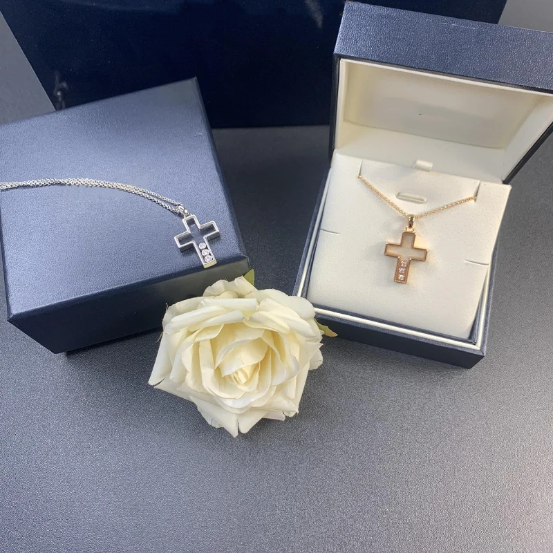 Fashionable Luxury Jewelry Hot Selling -925 Cross Women's Necklace Retro Men's Silver Pendant Party Couple Gift - Free Shipping
Fashionable Luxury Jewelry Hot Selling -925 Cross Women's Necklace Retro Men's Silver Pendant Party Couple Gift - Free Shipping